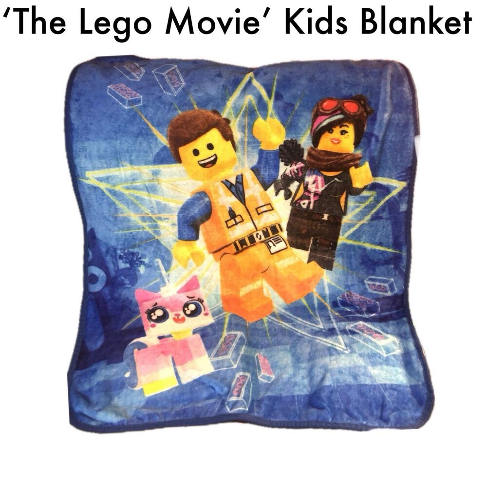 The LEGO Movie 2 Fleece Kids Throw Blanket Emmet Lucy Unikitty